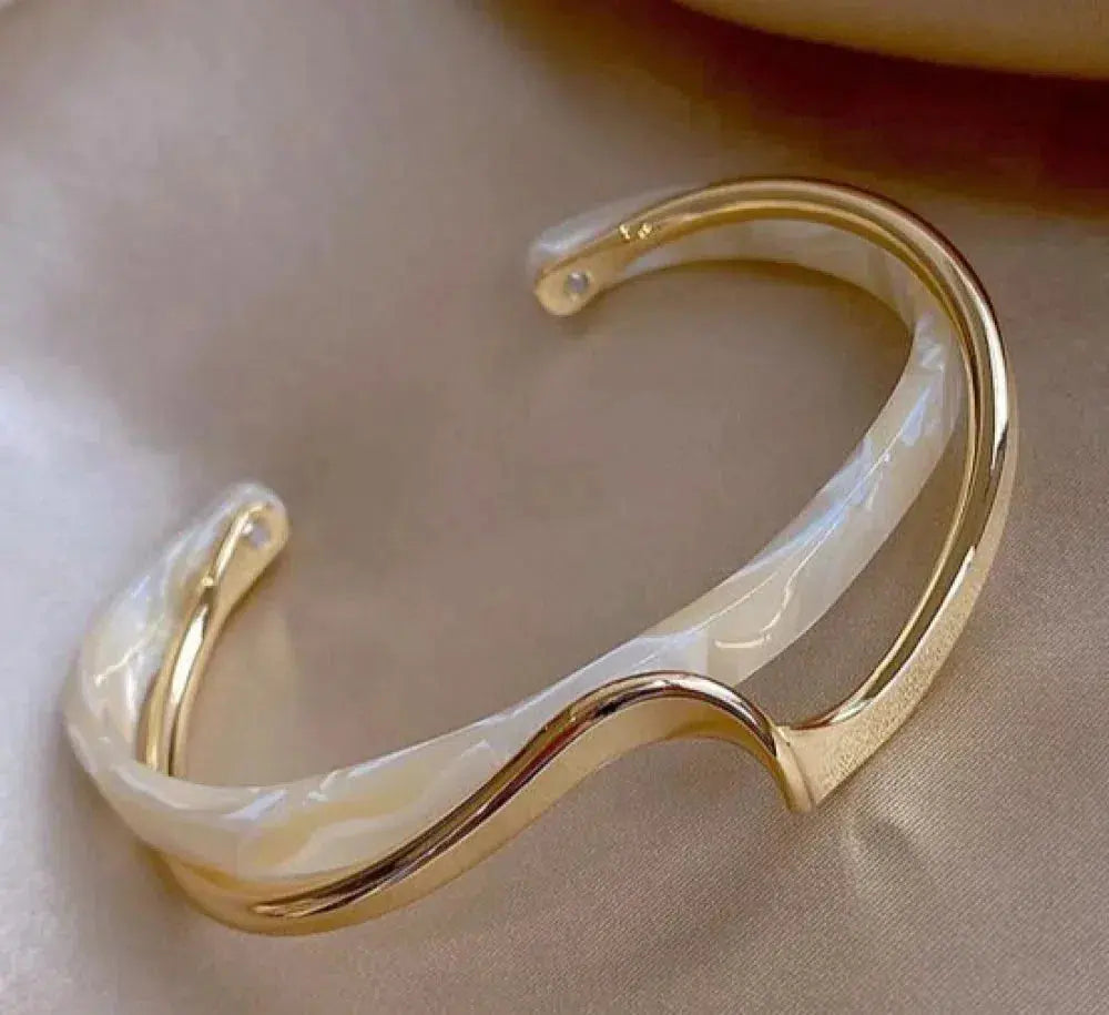 Opaline | Bracelet Manchette Doré Opale Blanche