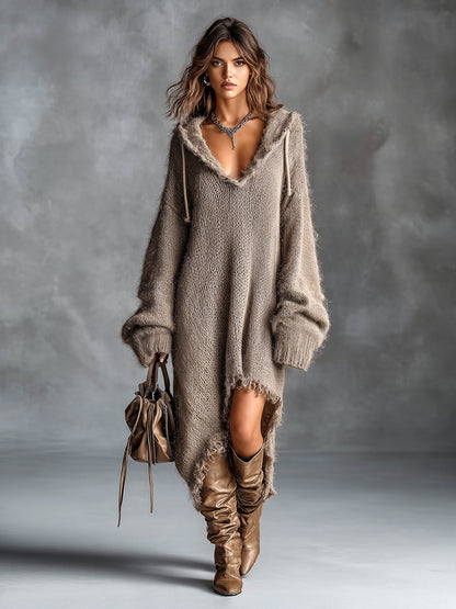 Coraline - Robe Midi en Maille Duveteuse à Capuche