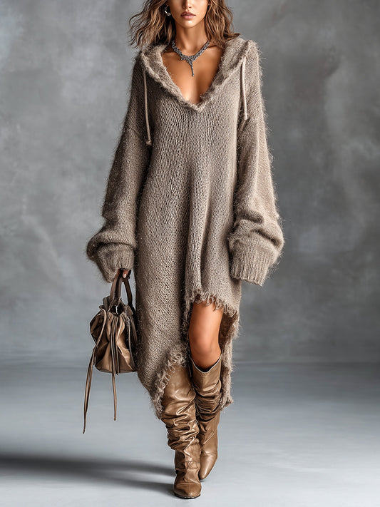 Colombe | Robe Midi en Maille Duveteuse à Capuche