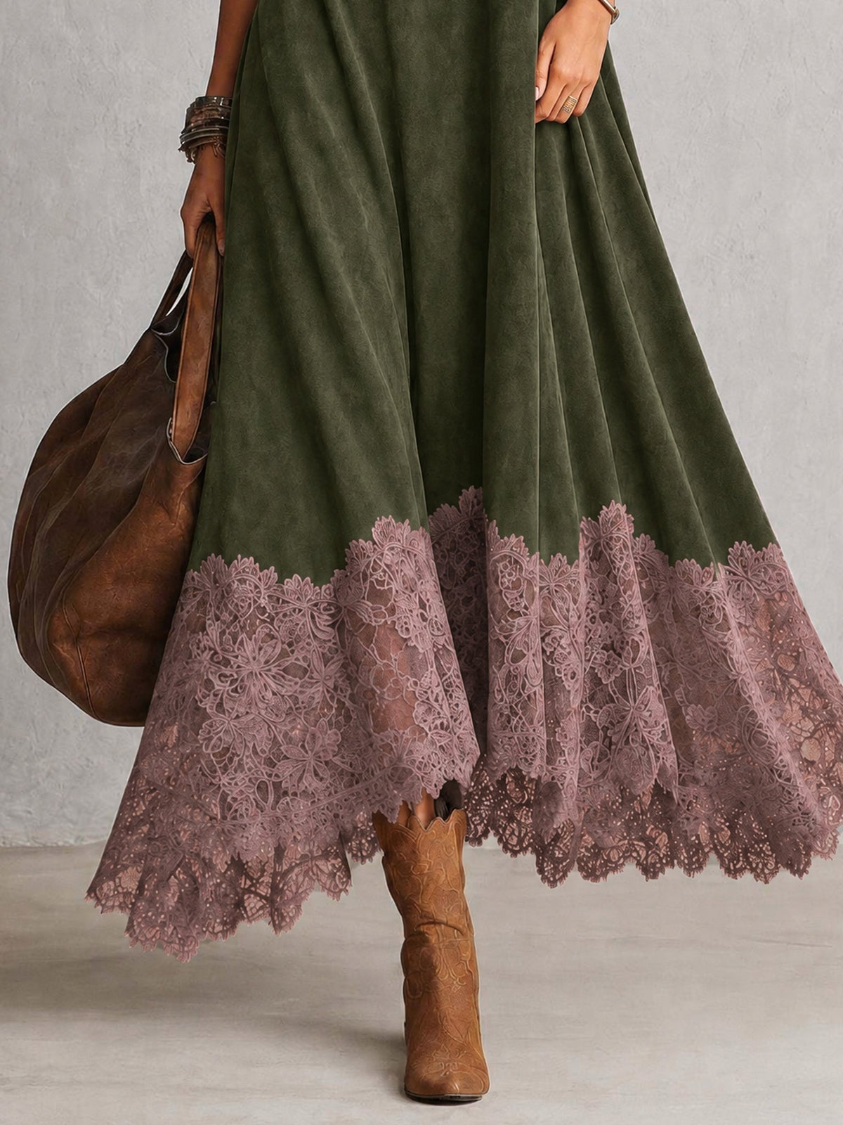 Pascaline | Robe Longue Effet Daim à Ourlet en Dentelle
