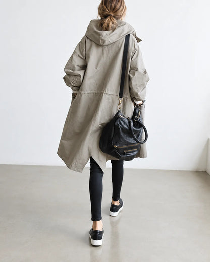 Maëva - Manteau Oversize à Capuche et Boutons