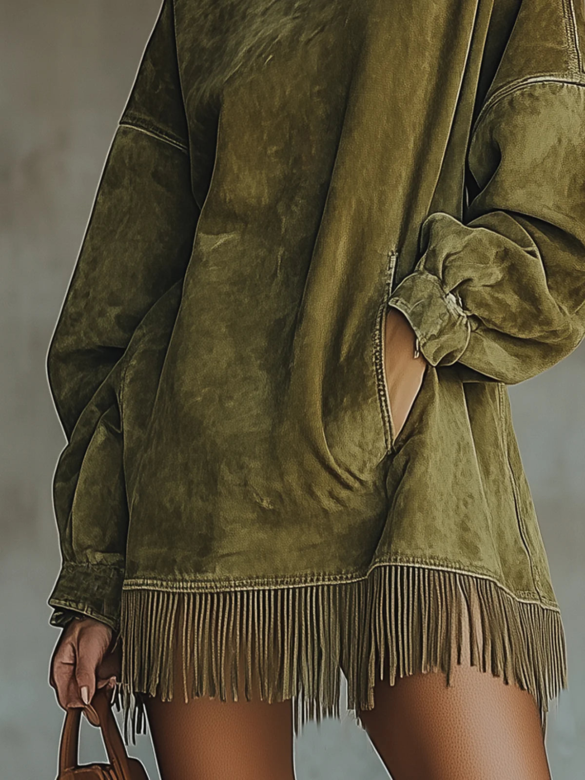 Aimée - Robe en Suédine à Col Montant et Franges
