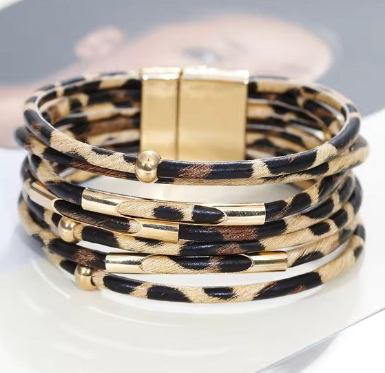 Léa™ | Bracelet Multi-Rangs Tons Dorés