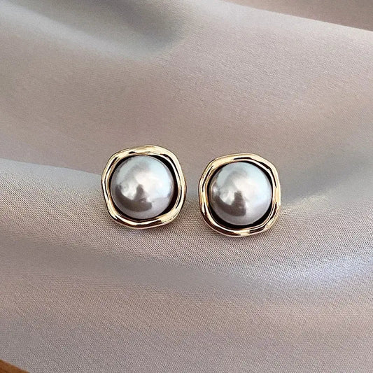 Yvette™ | Boucles d'Oreilles Perle Noire Sophistiquées