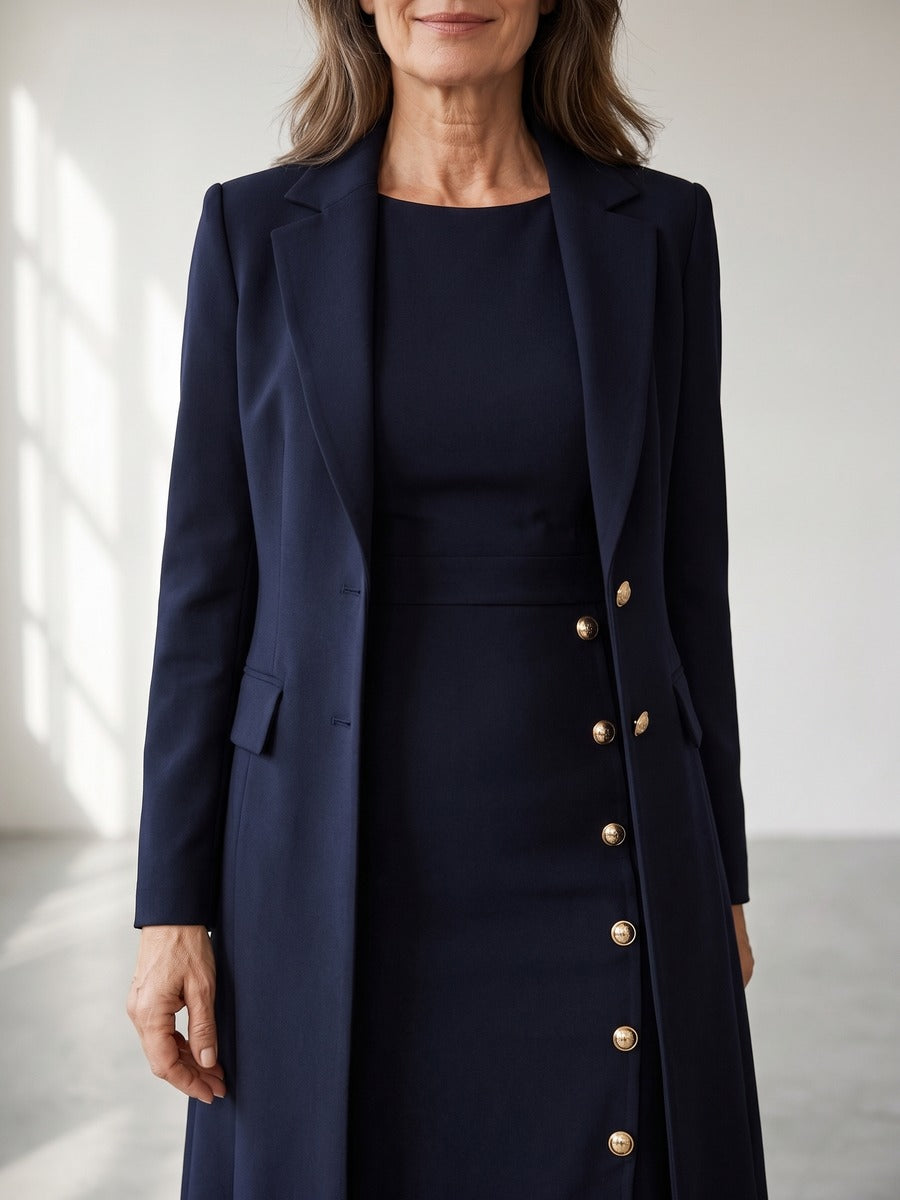 Adélaïde - Ensemble Blazer Long et Robe Sans Manches à Boutons Dorés