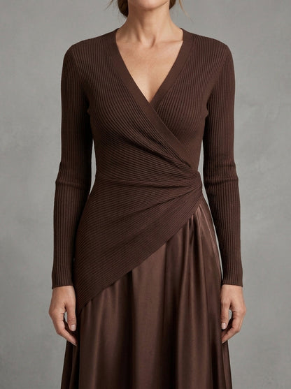 Vitalba - Robe Longue Portefeuille à Corsage Côtelé et Jupe en Satin, Chocolat — photo 3